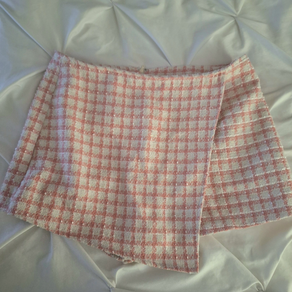 Windsor Plaid Skorts in Pink and White